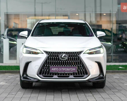 Белый Лексус НХ, объемом двигателя 2.49 л и пробегом 60 тыс. км за 57931 $, фото 4 на Automoto.ua