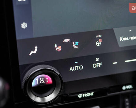 Белый Лексус НХ, объемом двигателя 2.49 л и пробегом 60 тыс. км за 57931 $, фото 34 на Automoto.ua