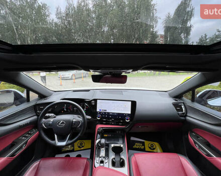 Белый Лексус НХ, объемом двигателя 2.5 л и пробегом 19 тыс. км за 64999 $, фото 15 на Automoto.ua