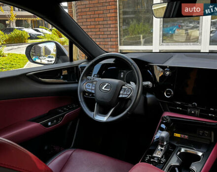 Белый Лексус НХ, объемом двигателя 2.49 л и пробегом 8 тыс. км за 68700 $, фото 66 на Automoto.ua