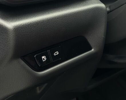 Білий Лексус НХ, об'ємом двигуна 2.5 л та пробігом 14 тис. км за 39900 $, фото 13 на Automoto.ua