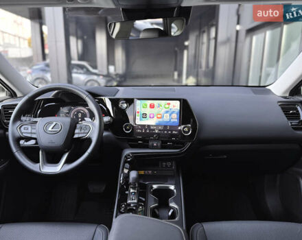 Білий Лексус НХ, об'ємом двигуна 2.49 л та пробігом 6 тис. км за 61300 $, фото 10 на Automoto.ua
