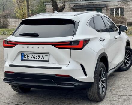 Білий Лексус НХ, об'ємом двигуна 2.5 л та пробігом 14 тис. км за 39900 $, фото 5 на Automoto.ua