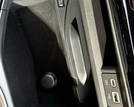 Белый Лексус НХ, объемом двигателя 2.49 л и пробегом 8 тыс. км за 68700 $, фото 31 на Automoto.ua