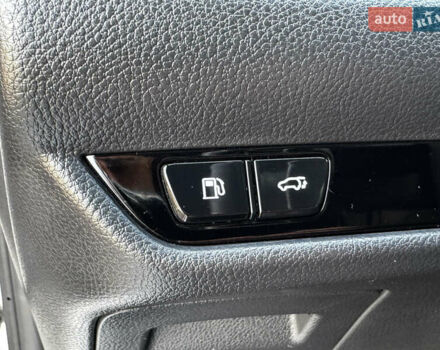 Белый Лексус НХ, объемом двигателя 2.49 л и пробегом 8 тыс. км за 68700 $, фото 86 на Automoto.ua