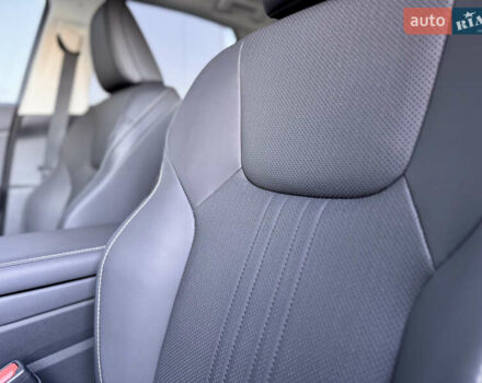 Білий Лексус НХ, об'ємом двигуна 2.49 л та пробігом 6 тис. км за 61300 $, фото 25 на Automoto.ua