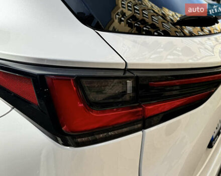 Белый Лексус НХ, объемом двигателя 2.49 л и пробегом 8 тыс. км за 68700 $, фото 18 на Automoto.ua