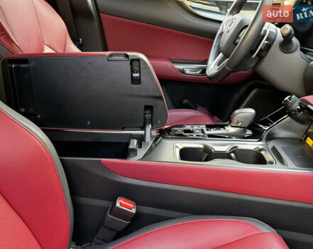 Белый Лексус НХ, объемом двигателя 2.49 л и пробегом 8 тыс. км за 68700 $, фото 71 на Automoto.ua