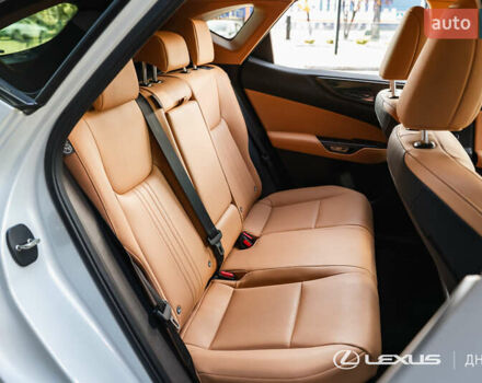 Лексус НХ 2024 у Дніпро (Дніпропетровську) на Automoto.ua Білий Лексус НХ, об'ємом двигуна 2.49 л та пробігом 14 тис. км за 57300 $, фото 20 на Automoto.ua
