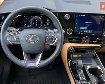 Белый Лексус НХ, объемом двигателя 2.49 л и пробегом 17 тыс. км за 58319 $, фото 8 на Automoto.ua