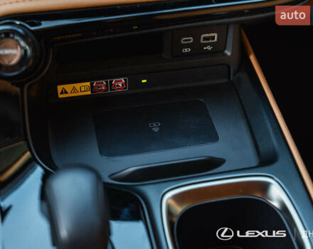 Лексус НХ 2024 у Дніпро (Дніпропетровську) на Automoto.ua Білий Лексус НХ, об'ємом двигуна 2.49 л та пробігом 14 тис. км за 57300 $, фото 30 на Automoto.ua