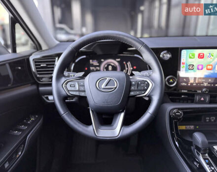 Білий Лексус НХ, об'ємом двигуна 2.49 л та пробігом 6 тис. км за 61300 $, фото 16 на Automoto.ua