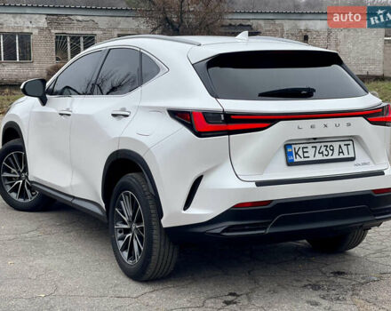 Білий Лексус НХ, об'ємом двигуна 2.49 л та пробігом 14 тис. км за 39900 $, фото 5 на Automoto.ua