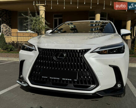 Белый Лексус НХ, объемом двигателя 2.49 л и пробегом 8 тыс. км за 68700 $, фото 19 на Automoto.ua