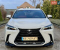 Белый Лексус НХ, объемом двигателя 2.49 л и пробегом 14 тыс. км за 39500 $, фото 2 на Automoto.ua
