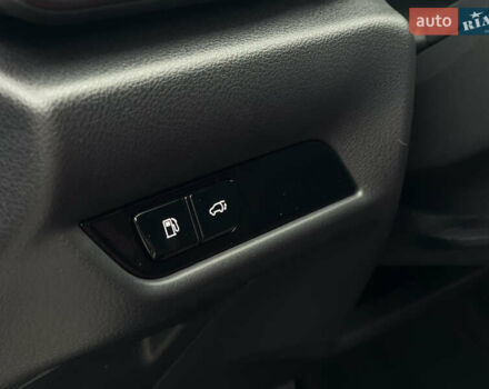 Білий Лексус НХ, об'ємом двигуна 2.49 л та пробігом 14 тис. км за 39900 $, фото 12 на Automoto.ua