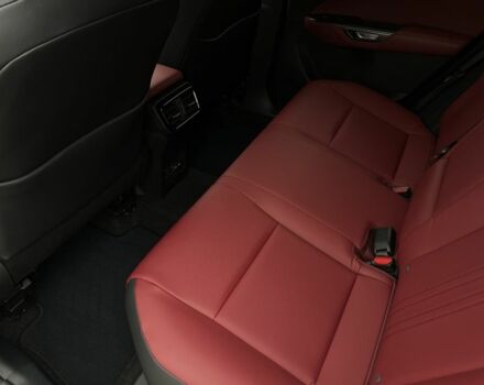 Білий Лексус НХ, об'ємом двигуна 2.5 л та пробігом 14 тис. км за 39900 $, фото 9 на Automoto.ua