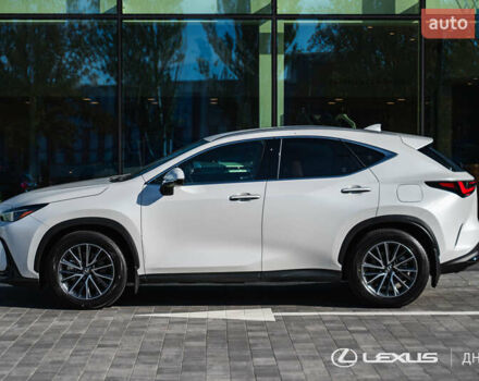 Лексус НХ 2024 у Дніпро (Дніпропетровську) на Automoto.ua Білий Лексус НХ, об'ємом двигуна 2.49 л та пробігом 14 тис. км за 57300 $, фото 5 на Automoto.ua