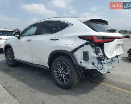 Білий Лексус НХ, об'ємом двигуна 2.5 л та пробігом 1 тис. км за 19000 $, фото 2 на Automoto.ua