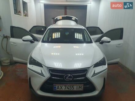 Белый Лексус НХ, объемом двигателя 2.49 л и пробегом 177 тыс. км за 24500 $, фото 1 на Automoto.ua