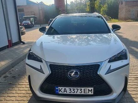 Лексус НХ 2015 у Трускавце на Automoto.ua Білий Лексус НХ, об'ємом двигуна 2.49 л та пробігом 193 тис. км за 30000 $, фото 1 на Automoto.ua