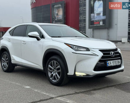 Білий Лексус НХ, об'ємом двигуна 2.5 л та пробігом 119 тис. км за 26500 $, фото 1 на Automoto.ua
