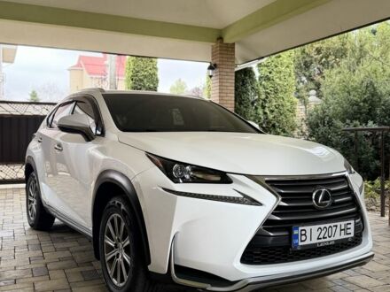 Белый Лексус НХ, объемом двигателя 2 л и пробегом 95 тыс. км за 23000 $, фото 1 на Automoto.ua