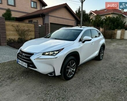 Белый Лексус НХ, объемом двигателя 2.49 л и пробегом 176 тыс. км за 26500 $, фото 1 на Automoto.ua