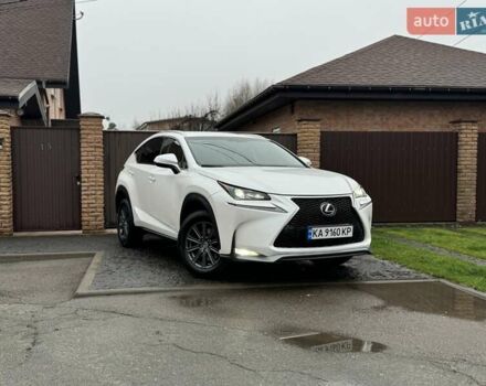 Белый Лексус НХ, объемом двигателя 2 л и пробегом 137 тыс. км за 19500 $, фото 1 на Automoto.ua