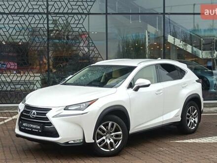 Белый Лексус НХ, объемом двигателя 2.19 л и пробегом 115 тыс. км за 27192 $, фото 1 на Automoto.ua