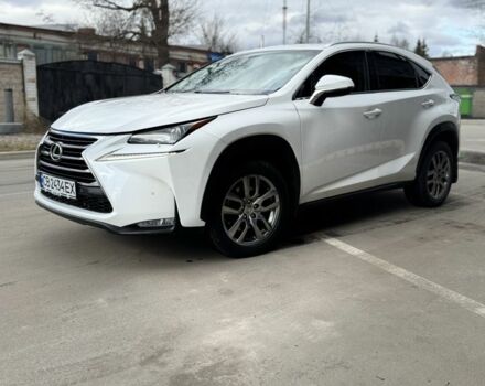 Белый Лексус НХ, объемом двигателя 2 л и пробегом 155 тыс. км за 18900 $, фото 1 на Automoto.ua