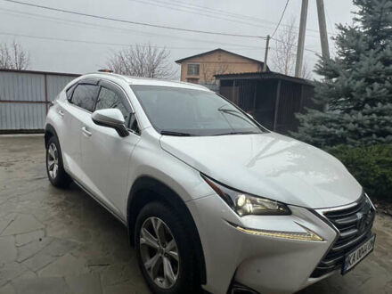 Белый Лексус НХ, объемом двигателя 2.49 л и пробегом 135 тыс. км за 29700 $, фото 1 на Automoto.ua