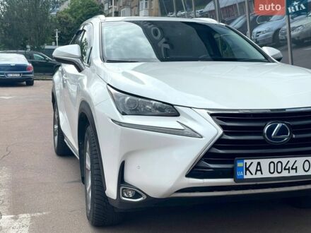 Білий Лексус НХ, об'ємом двигуна 2.49 л та пробігом 137 тис. км за 24900 $, фото 1 на Automoto.ua