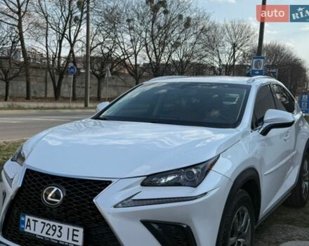 Білий Лексус НХ, об'ємом двигуна 2 л та пробігом 96 тис. км за 22000 $, фото 1 на Automoto.ua