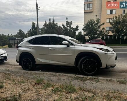 Белый Лексус НХ, объемом двигателя 2 л и пробегом 162 тыс. км за 24000 $, фото 1 на Automoto.ua