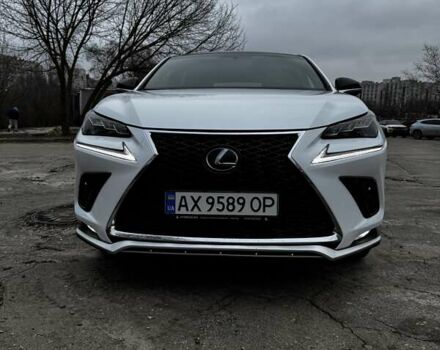 Белый Лексус НХ, объемом двигателя 2.49 л и пробегом 105 тыс. км за 29999 $, фото 1 на Automoto.ua