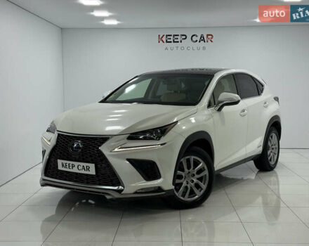 Білий Лексус НХ, об'ємом двигуна 2.49 л та пробігом 129 тис. км за 21900 $, фото 1 на Automoto.ua
