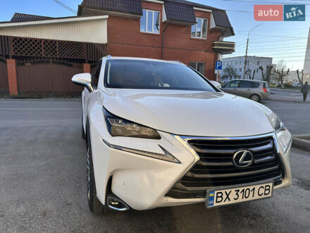 Білий Лексус НХ, об'ємом двигуна 2 л та пробігом 60 тис. км за 23000 $, фото 1 на Automoto.ua