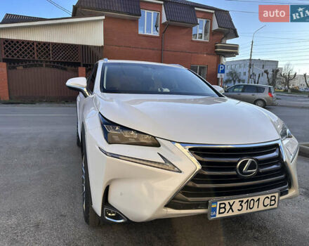 Білий Лексус НХ, об'ємом двигуна 2 л та пробігом 60 тис. км за 23000 $, фото 1 на Automoto.ua