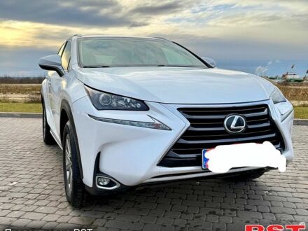 Лексус НХ 2017 у Львові на Automoto.ua Білий Лексус НХ, об'ємом двигуна 20 л та пробігом 149 тис. км за 22500 $, фото 1 на Automoto.ua