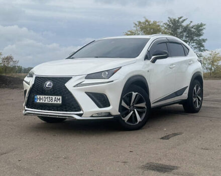 Білий Лексус НХ, об'ємом двигуна 2.49 л та пробігом 83 тис. км за 27400 $, фото 1 на Automoto.ua