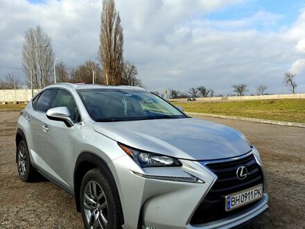 Белый Лексус НХ, объемом двигателя 2 л и пробегом 164 тыс. км за 24000 $, фото 1 на Automoto.ua