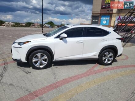 Білий Лексус НХ, об'ємом двигуна 2.49 л та пробігом 71 тис. км за 29900 $, фото 1 на Automoto.ua