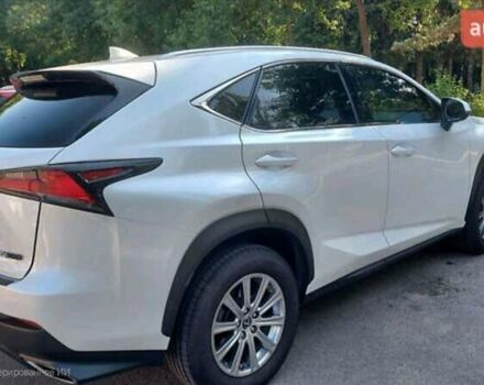Белый Лексус НХ, объемом двигателя 2 л и пробегом 79 тыс. км за 32500 $, фото 1 на Automoto.ua