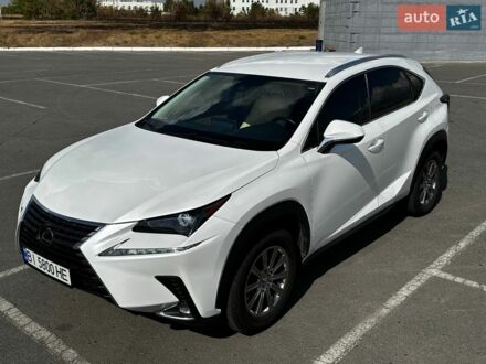 Білий Лексус НХ, об'ємом двигуна 2 л та пробігом 160 тис. км за 25000 $, фото 1 на Automoto.ua