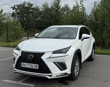 Білий Лексус НХ, об'ємом двигуна 2 л та пробігом 69 тис. км за 29500 $, фото 1 на Automoto.ua