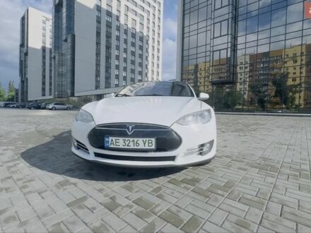 Белый Лексус НХ, объемом двигателя 2 л и пробегом 127 тыс. км за 7100 $, фото 1 на Automoto.ua