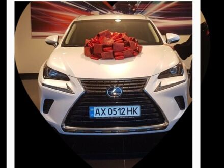 Білий Лексус НХ, об'ємом двигуна 2 л та пробігом 161 тис. км за 28500 $, фото 1 на Automoto.ua