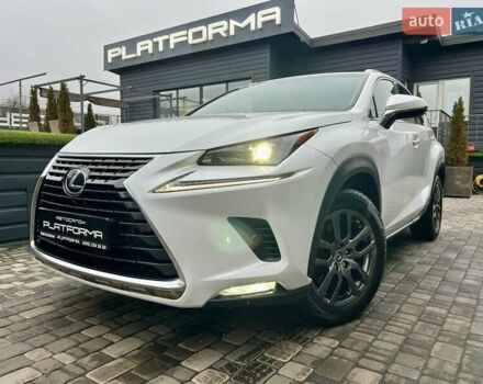 Белый Лексус НХ, объемом двигателя 1.99 л и пробегом 63 тыс. км за 30900 $, фото 1 на Automoto.ua