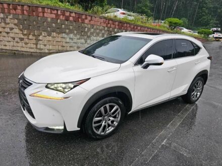 Лексус НХ 2018 в Киеве на Automoto.ua Белый Лексус НХ, объемом двигателя 2.5 л и пробегом 110 тыс. км за 19500 $, фото 1 на Automoto.ua
